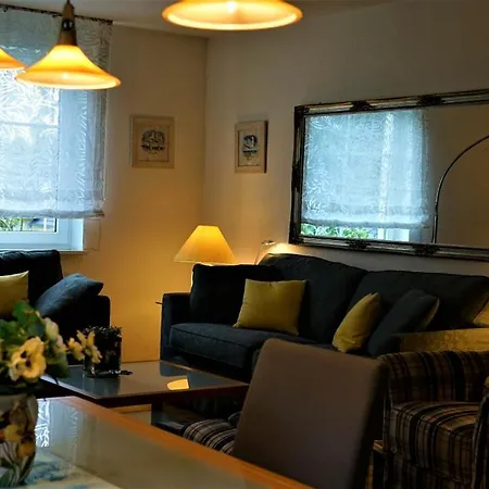 Апартаменты Waldhaus Am Ostseestrand Тиссов
